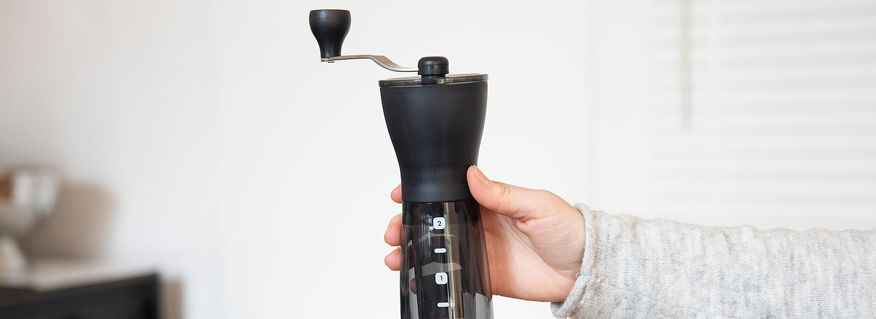 Hario Mini Mill PLUS Coffee Grinder Review