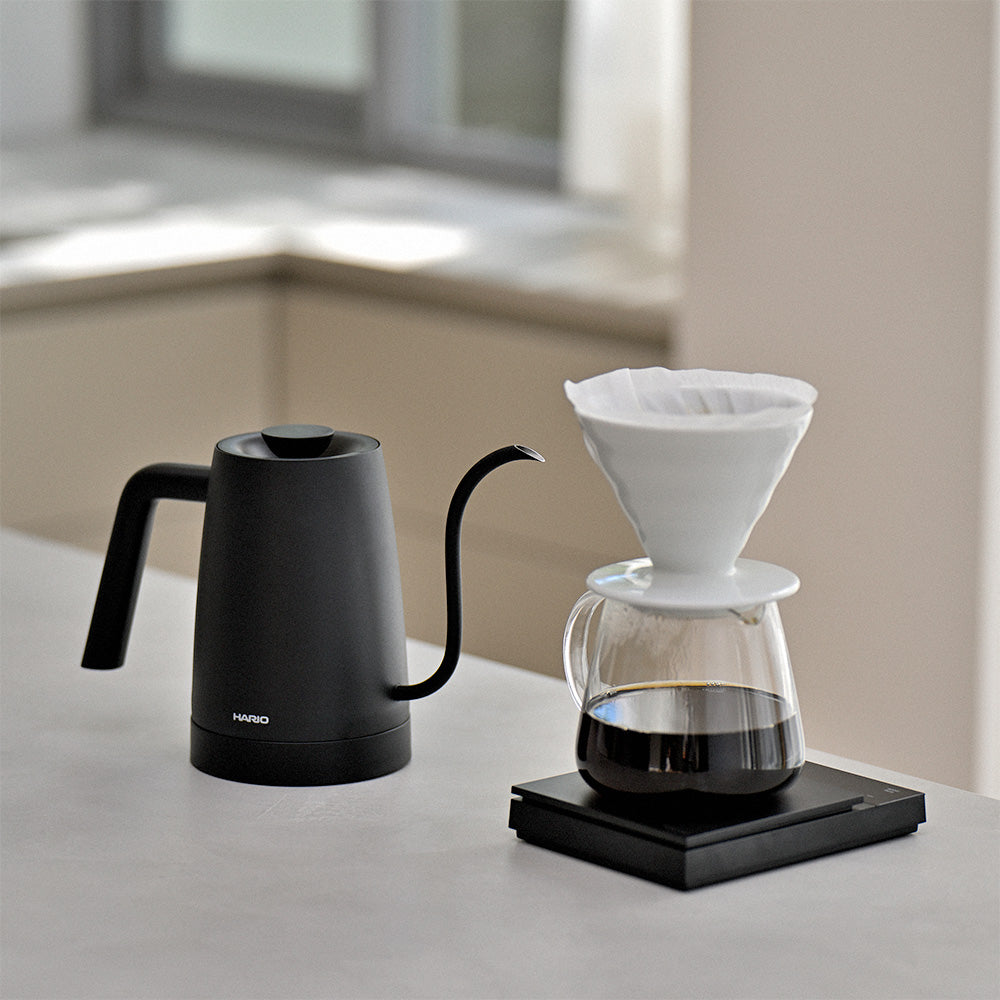 Hario Lyra Electric Coffee Drip Kettle (800ml) - Black  + FREE Meteor Filter Papers